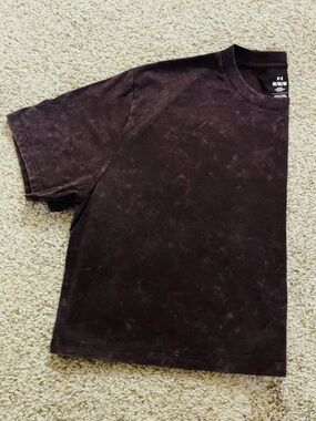 Under Armour Black Crew Neck Tee with Faded Brown Tint